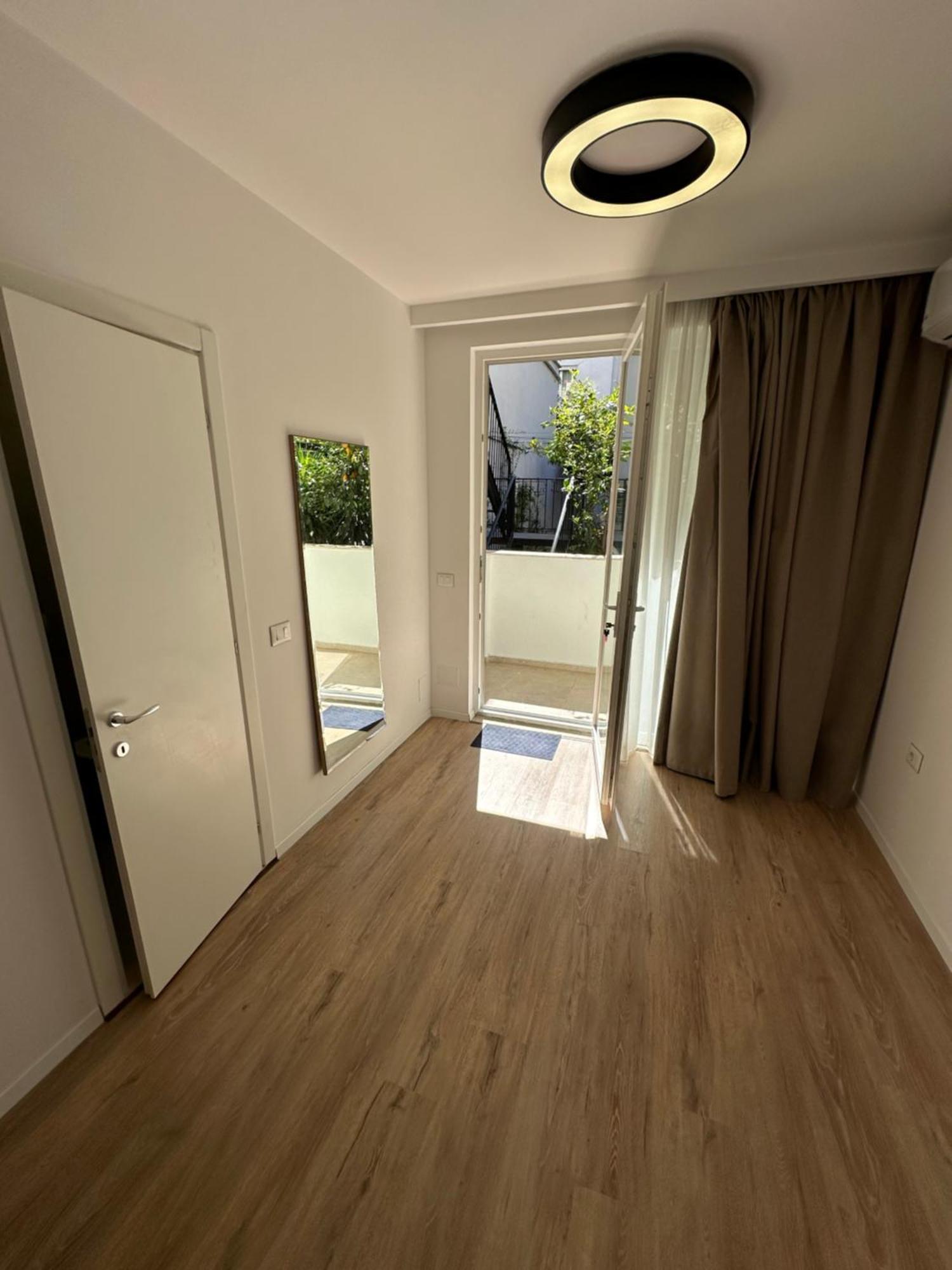 New Bazaar Studios Tirana Buitenkant foto